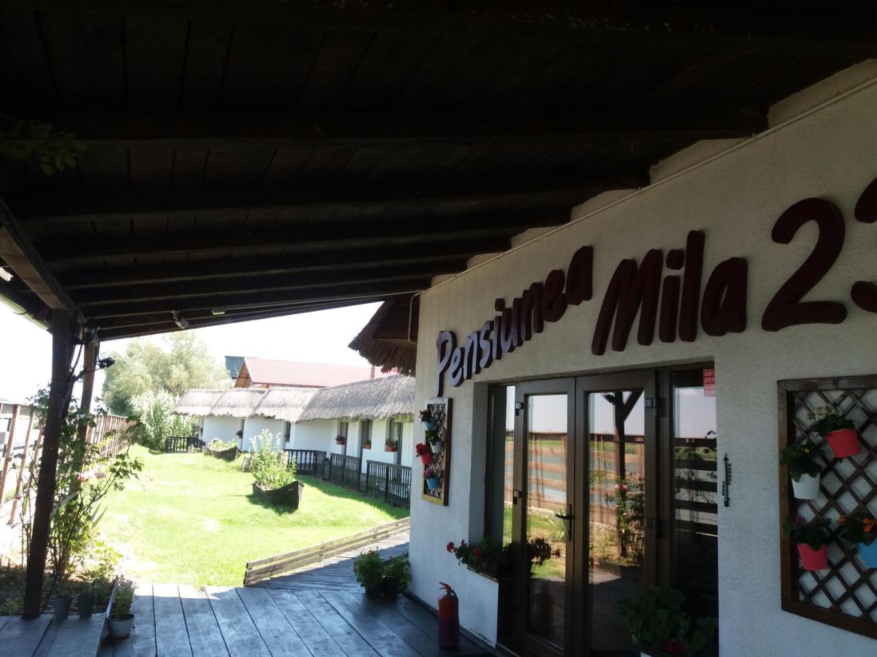 Pensiunea Mila 23 Mila Douazeci si Trei Ngoại thất bức ảnh